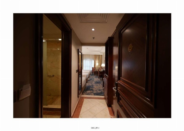 Emaar Royal Hotel image 12